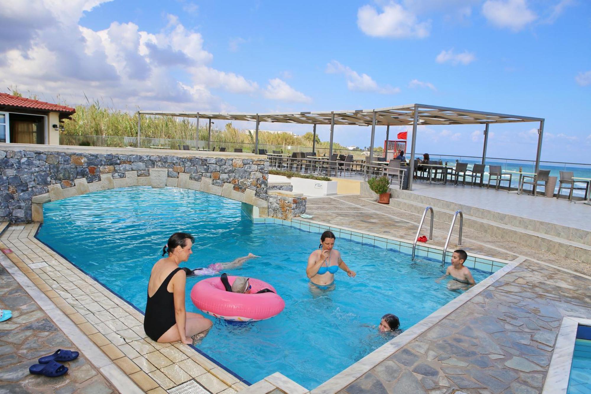 Dedalos Beach Hotel Sfakaki Exterior photo